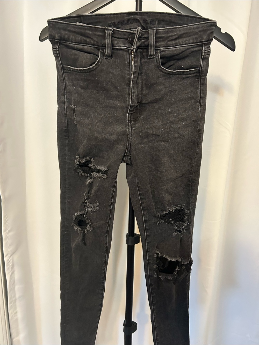 American Eagle Outfitters Black Distressed Skinny Jeans